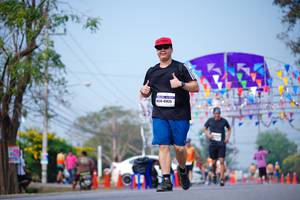 BIB: 4425
                            <button type="button" onclick="openModal(10089215)" class="btn btn-primary btn-sm float-right btn-popup" data-toggle="modal" data-target=".modal-high-quality">
                        <i class="fas fa-shopping-cart"></i> Add to Cart
                    </button>
                                            <button type="button" onclick="isThisMe(10089215, true)" class="btn btn-success btn-sm float-right btn-popup btn-isme hidden" data-toggle="tooltip" data-placement="bottom" title="นี่คือรูปของคุณใช่ไหม คลิกที่นี่เพื่อเอาเข้าอัลบั้ม">
                        <i class="fas fa-plus"></i> Add to album
                    </button>
                    <button type="button" onclick="isThisMe(10089215, false)" class="btn btn-warning btn-sm float-right btn-popup btn-isnotme hidden">
                        <i class="fas fa-ban"></i> Remove from album
                    </button>